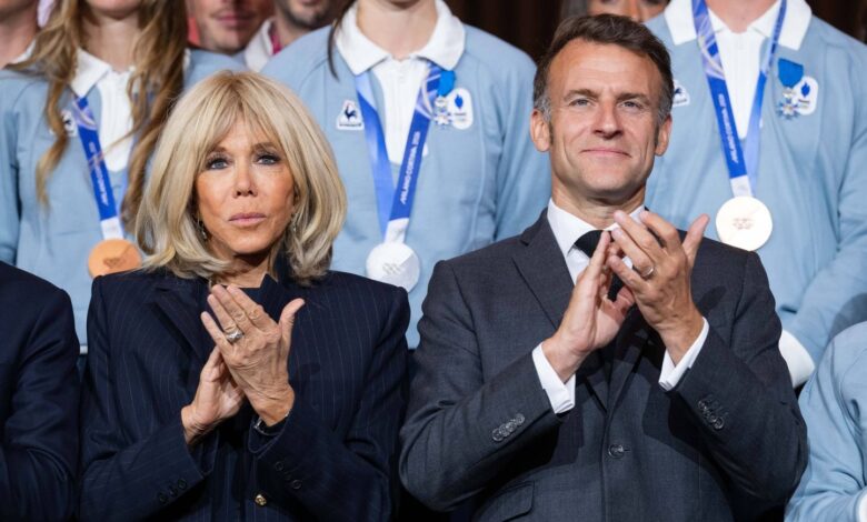 La “bofetada” de Brigitte Macron al presidente, ¿una escena de celos para una actriz? Su entorno niega La “bofetada” de Brigitte Macron al presidente, ¿una escena de celos para una actriz? Su entorno niega